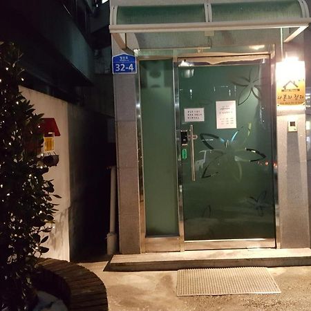 I Sleep Alone Hotel Seoul Ngoại thất bức ảnh