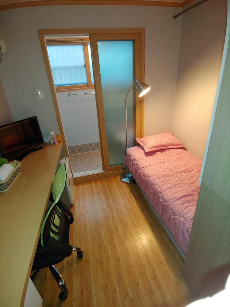 I Sleep Alone Hotel Seoul Ngoại thất bức ảnh